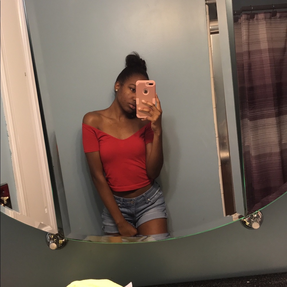 Jessica Simpson Red Crop Top (basically new)